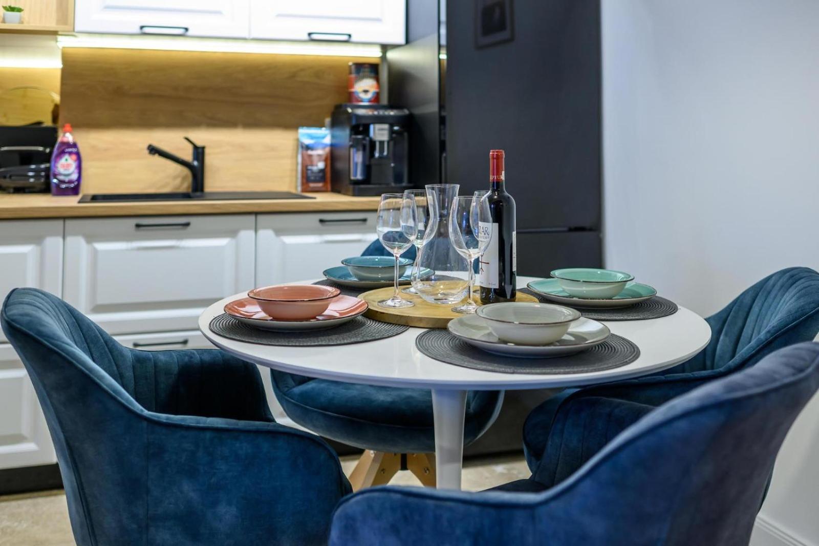 Five Stars Apartment ティミショアラ エクステリア 写真