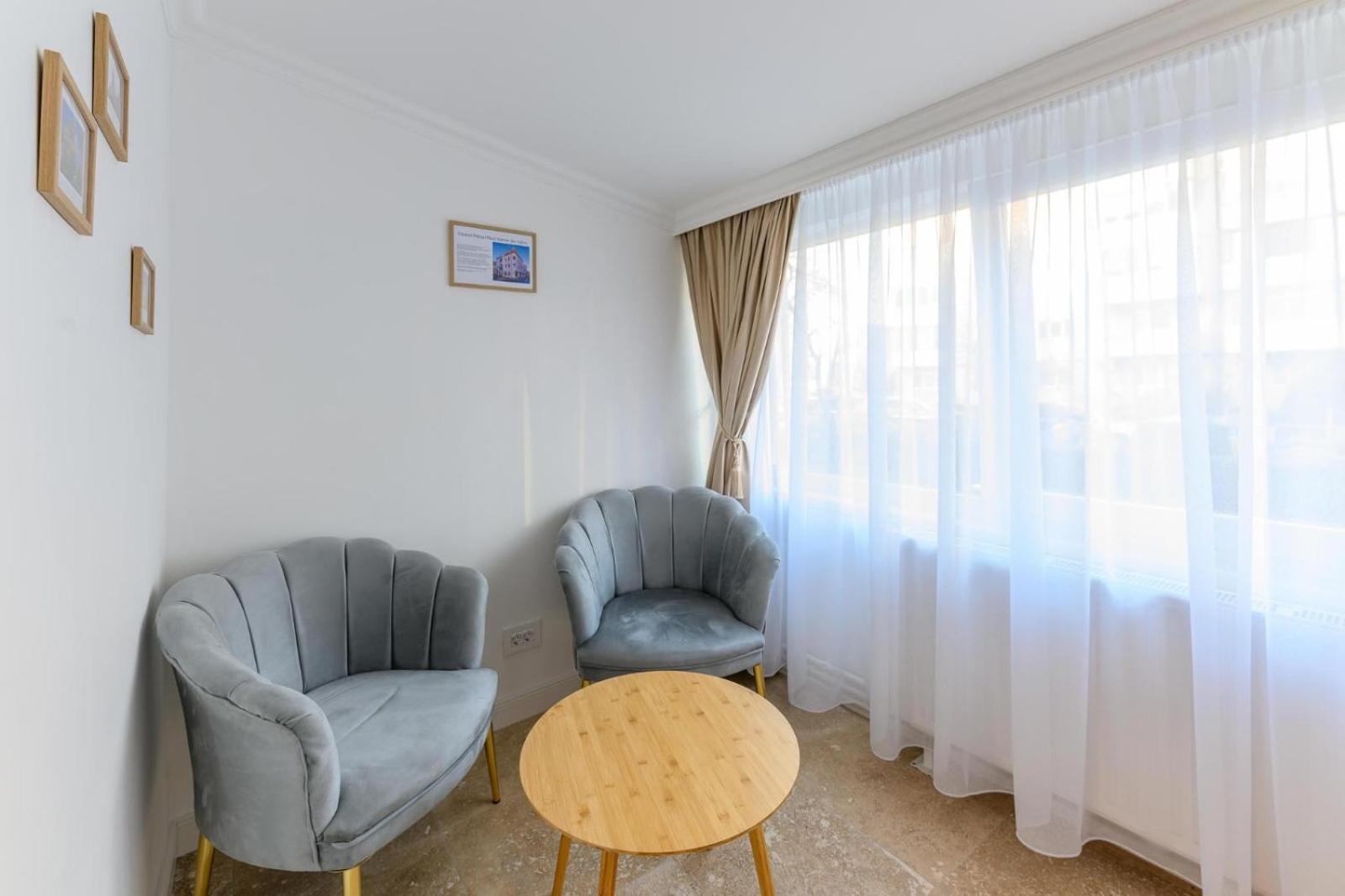 Five Stars Apartment ティミショアラ エクステリア 写真