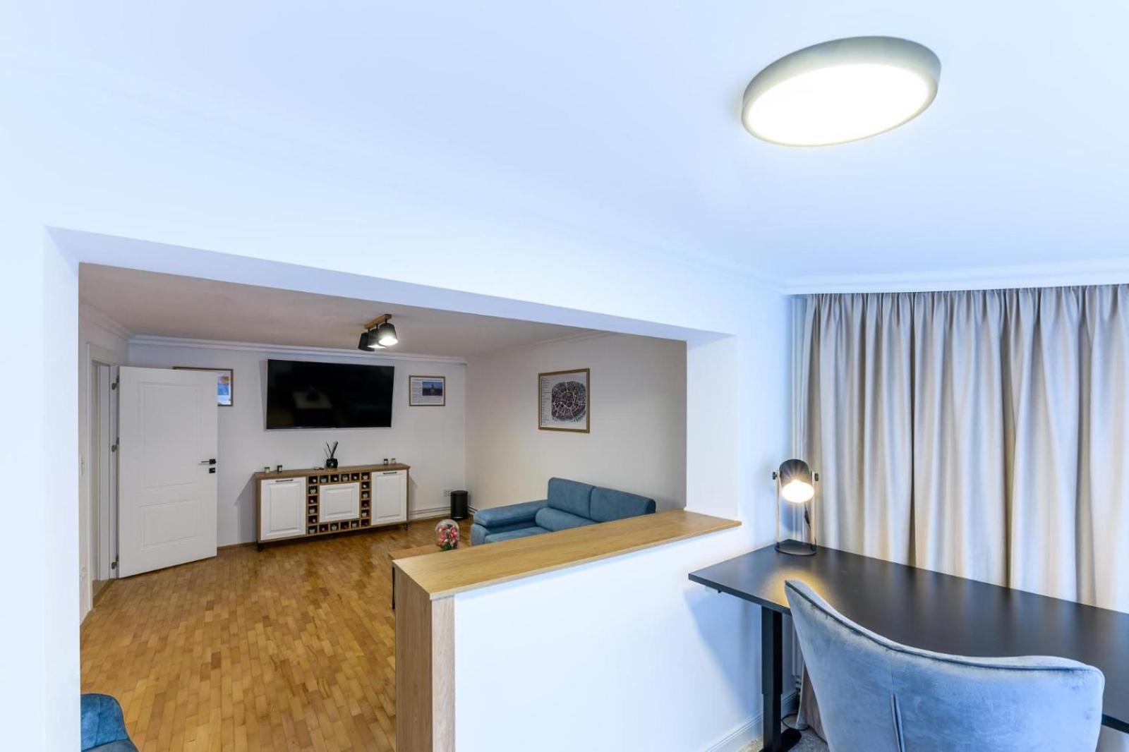 Five Stars Apartment ティミショアラ エクステリア 写真